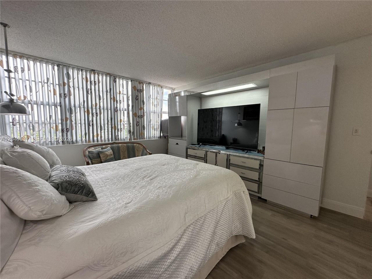 1200 Saint Charles Pl , Unit 618, Pembroke Pines, FL 33026 Photo