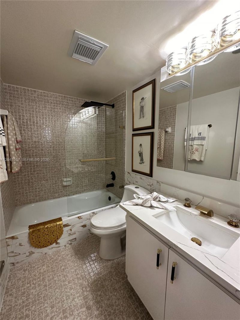 1200 Saint Charles Pl , Unit 618, Pembroke Pines, FL 33026 Photo