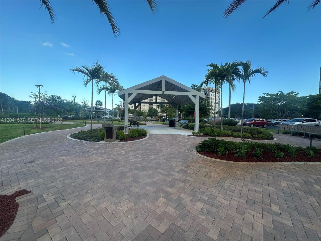 1200 Saint Charles Pl , Unit 618, Pembroke Pines, FL 33026 Photo