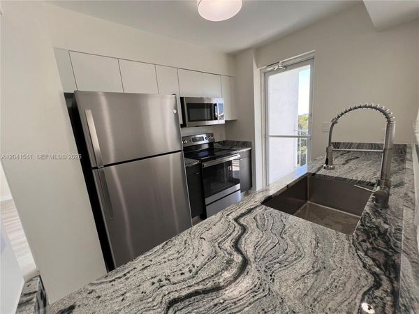 700 NE 63 ST , Unit DPH9, Miami, FL 33138
