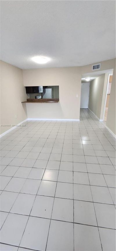9915 W Okeechobee Rd , Unit 2-404, Hialeah Gardens, FL 33016 Photo