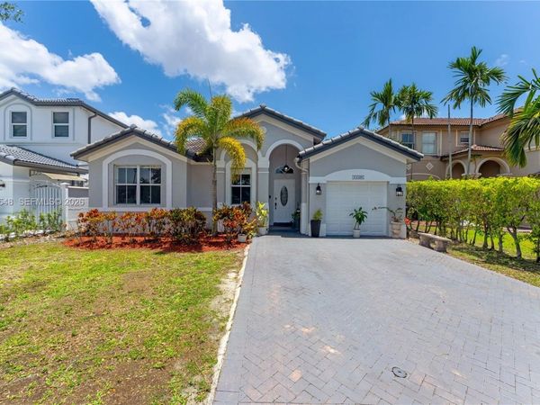 15506 SW 25th Ter , Miami, FL 33185
