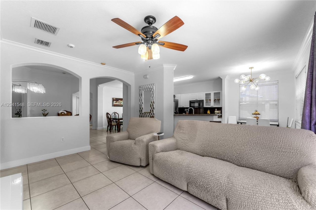 15506 SW 25th Ter , Miami, FL 33185 Photo