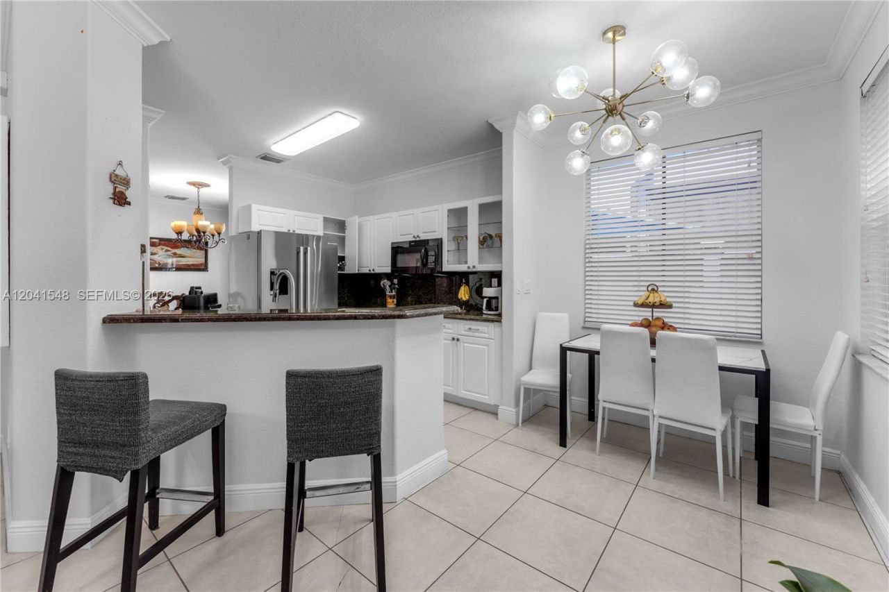 15506 SW 25th Ter , Miami, FL 33185 Photo