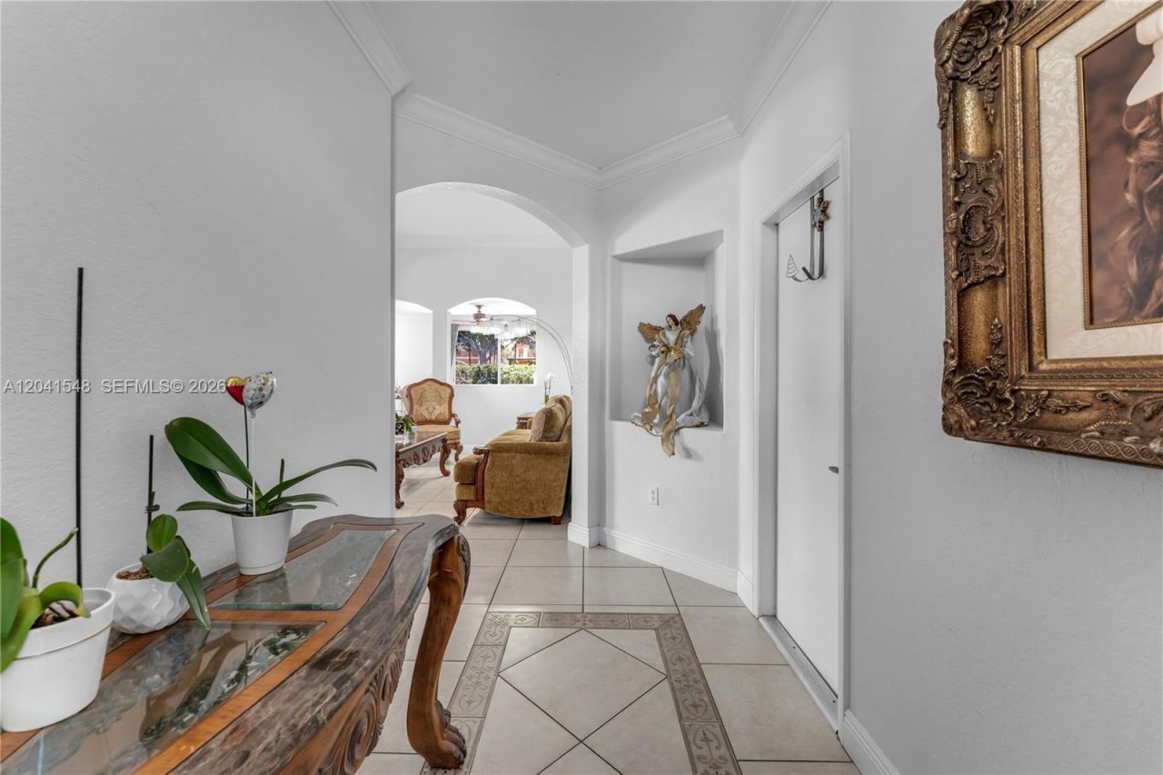 15506 SW 25th Ter , Miami, FL 33185 Photo