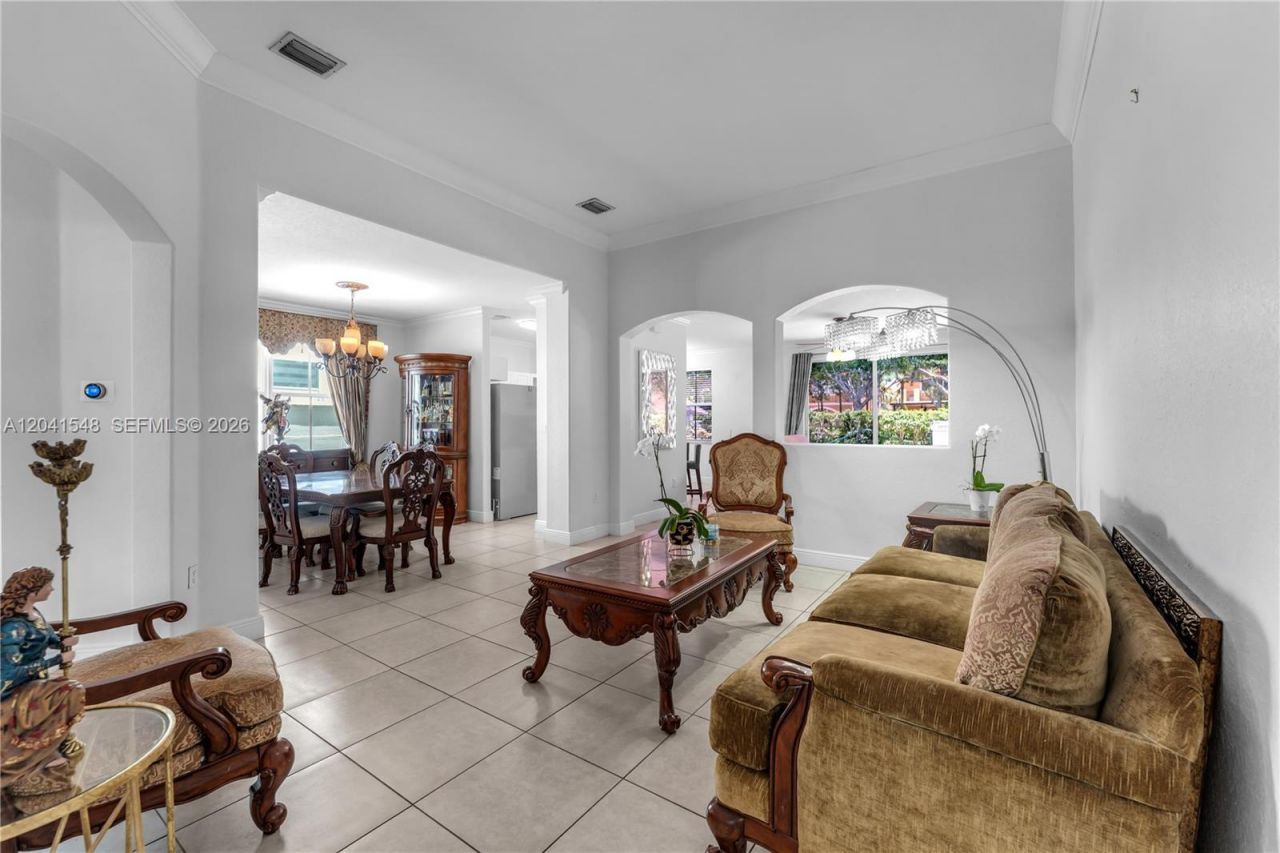 15506 SW 25th Ter , Miami, FL 33185 Photo