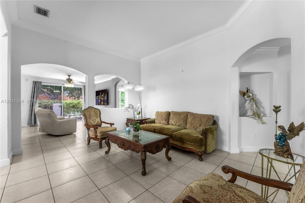 15506 SW 25th Ter , Miami, FL 33185 Photo