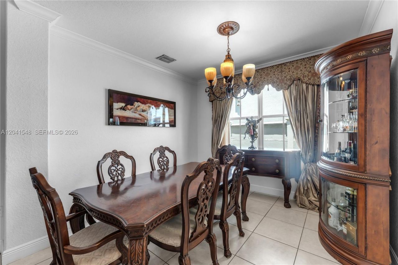 15506 SW 25th Ter , Miami, FL 33185 Photo
