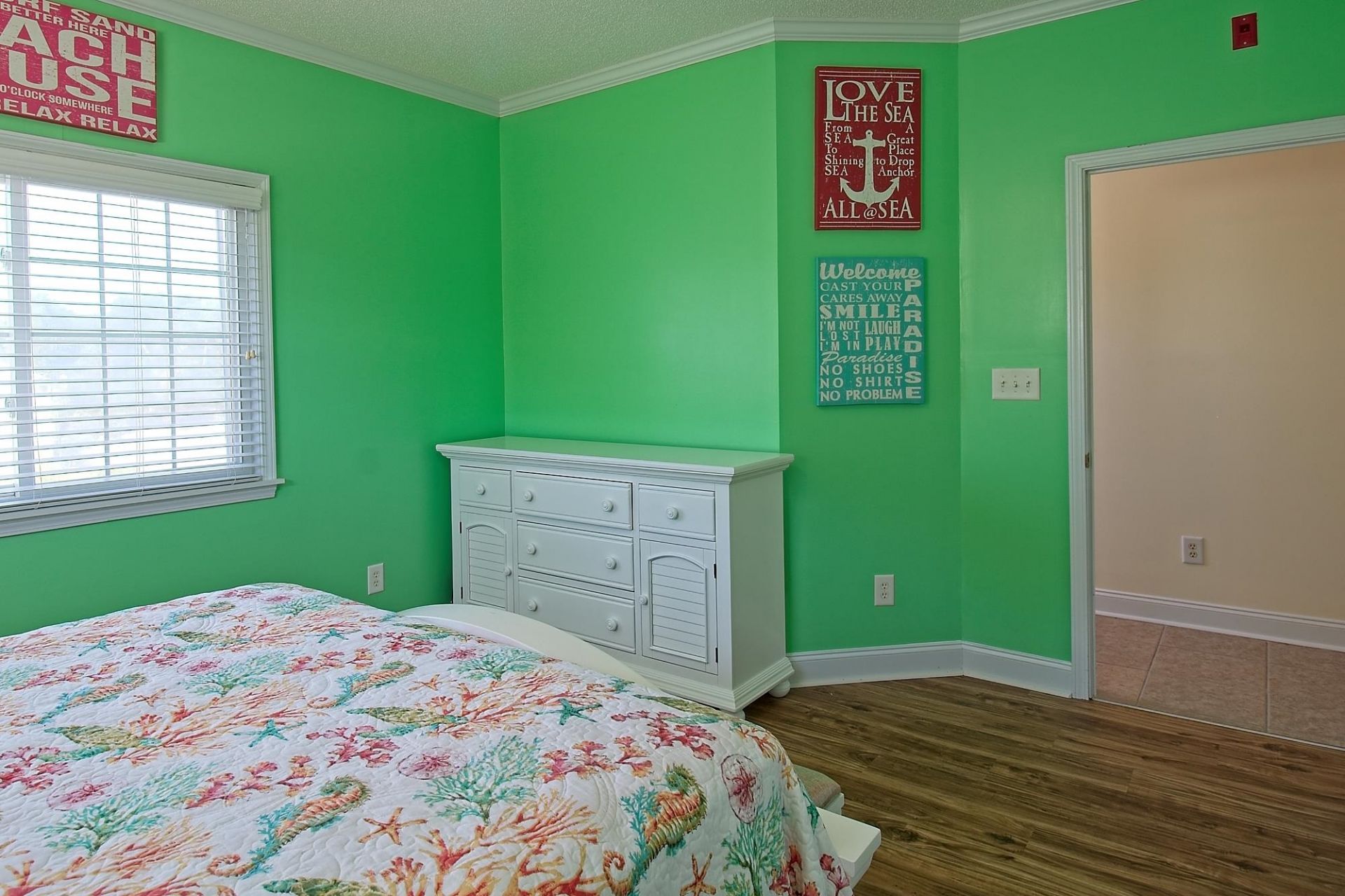 1100 Commons Blvd. Photo 24