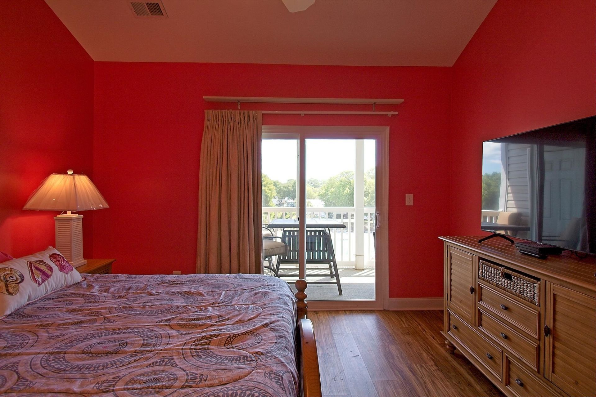 1100 Commons Blvd. Photo 30