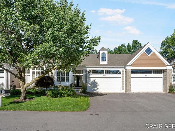 2521 Forest Bluff Drive SE, Unit 27, Grand Rapids, MI 49546