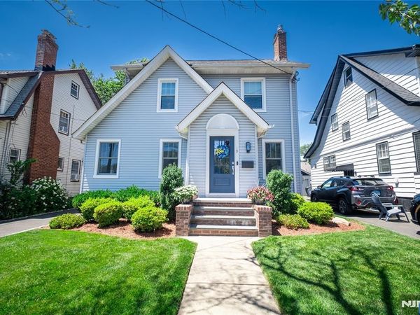 19 Overlook Terrace, MAPLEWOOD, NJ 07040