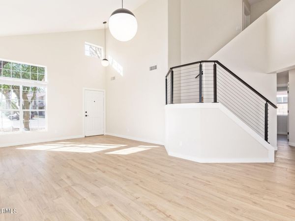1018 W Kings Avenue, Phoenix, AZ 85023