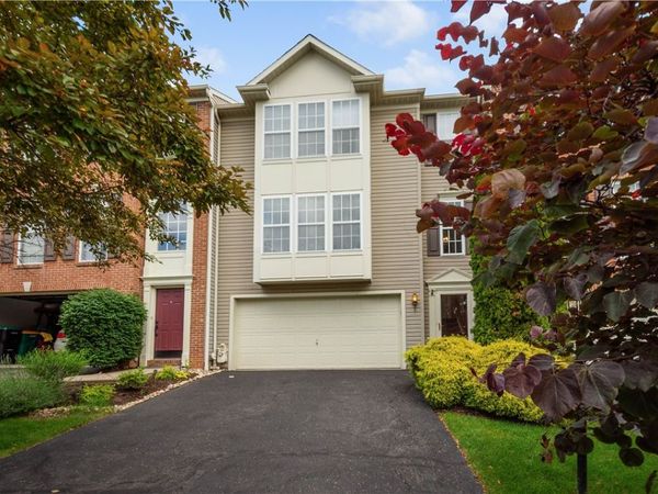 6305 Oyster Bay Ct , Bridgeville, PA 15017