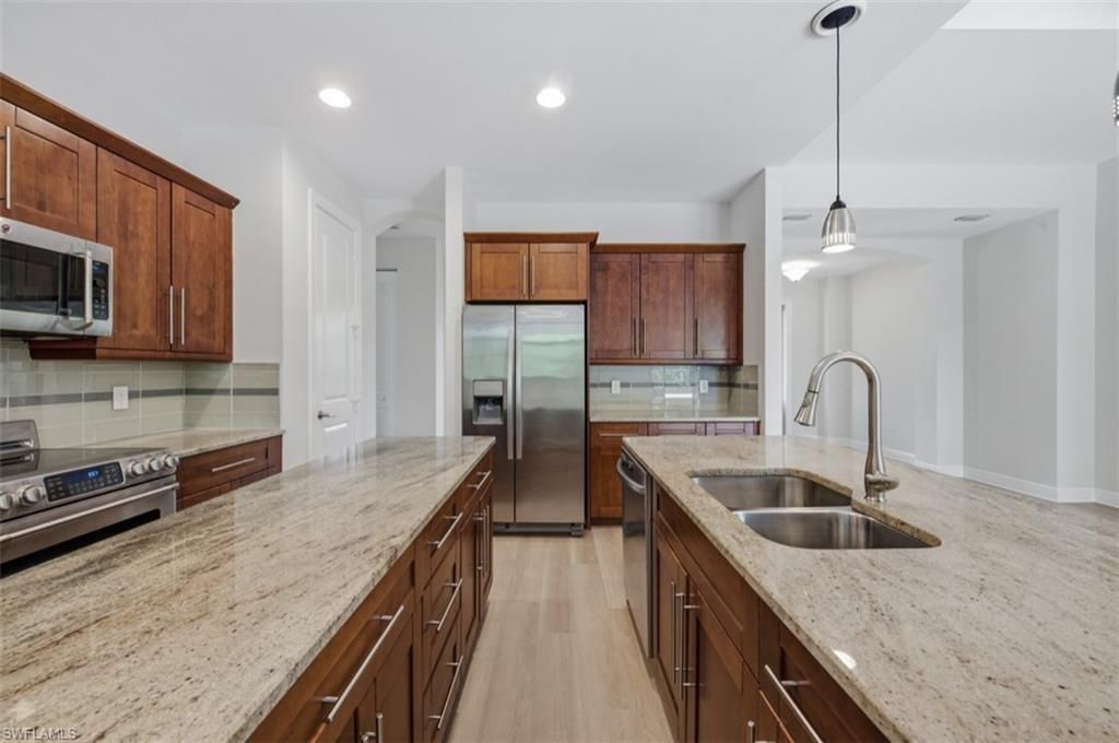 8380 Cypress Dr N, Fort Myers, FL 33967 Photo