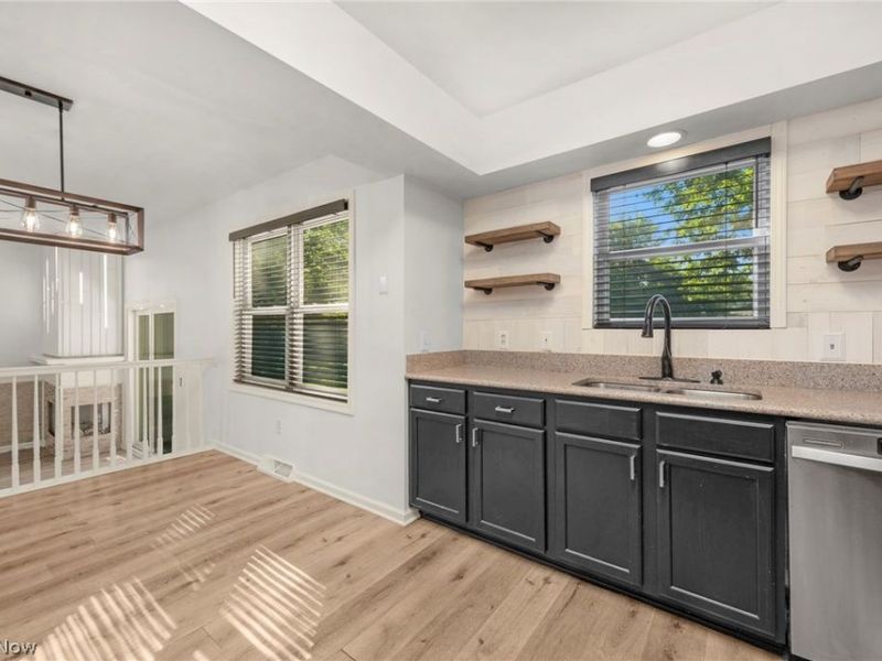 6301 Fiesta Court, Lorain, OH 44053 Photo 14