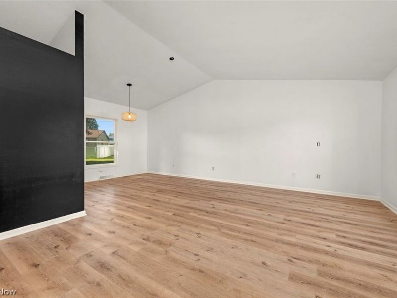 6301 Fiesta Court, Lorain, OH 44053 Photo 7