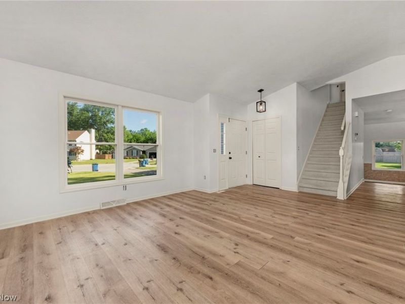 6301 Fiesta Court, Lorain, OH 44053 Photo 9