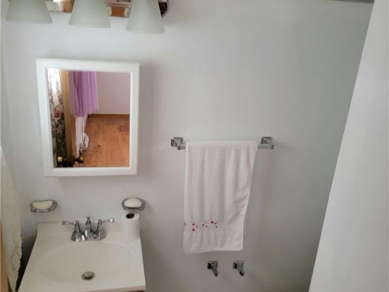 535 E 208th Street, Euclid, OH 44119 Photo 15