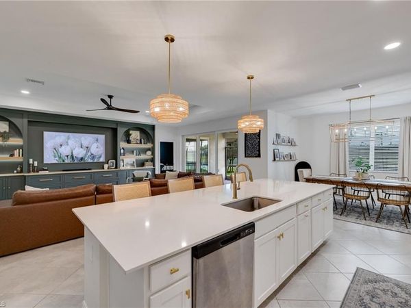 18890 Shimmer Dawn CT, NORTH FORT MYERS, FL 33917