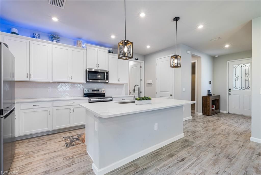 6617 Upward Spring Pl, Fort Myers, FL 33966 Photo