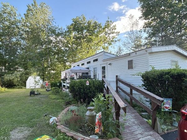 320 Old Lake Shore Road, Unit 6, Gilford, NH 03249