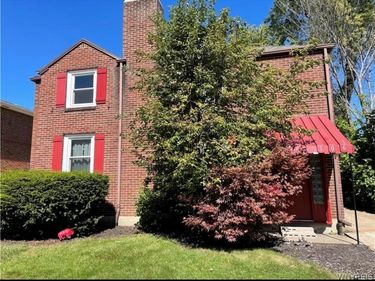 106 E Morris Ave , Unit Upper, Buffalo, NY 14214