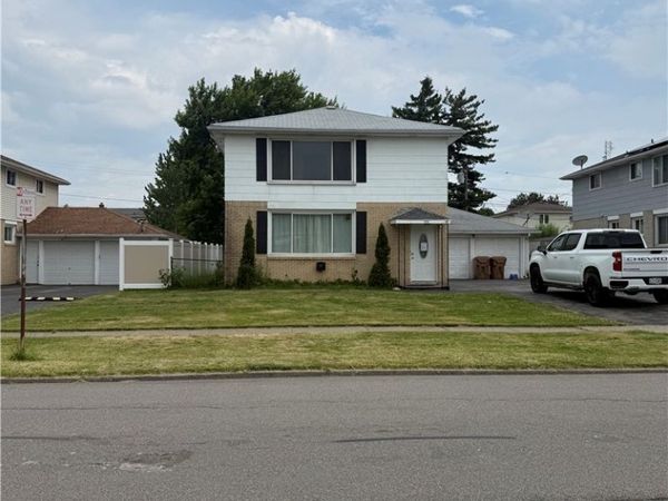 175 Vern Lane , Buffalo, NY 14227