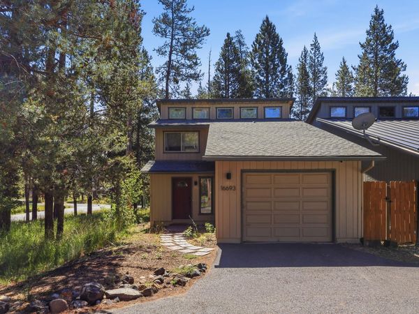 16693 Wagon Trail, Bend, OR 97707