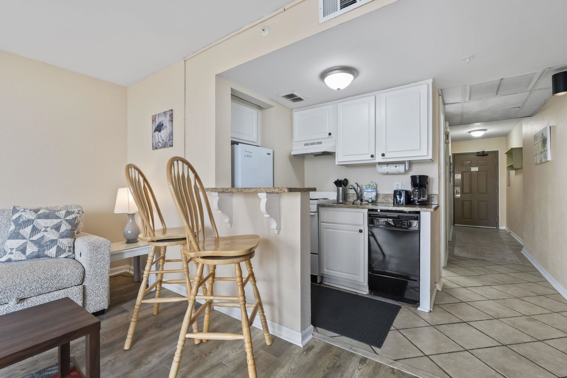 2310 N Ocean Blvd. Photo 17
