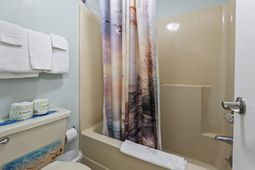 2310 N Ocean Blvd. photo 4