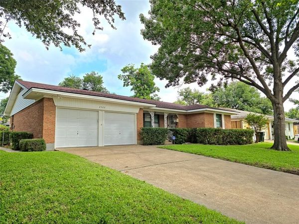 2522 Robin Lane , Garland, TX 75041