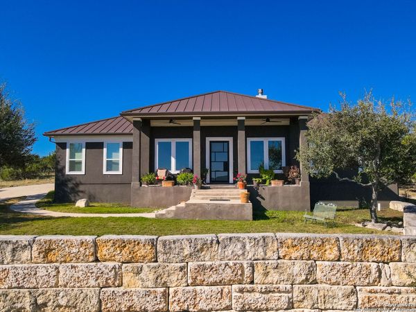221 BENTWOOD DR, Spring Branch, TX 78070