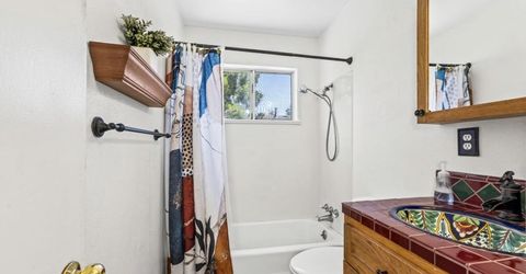 1055 Curti Drive, Reno, NV 89502 Photo