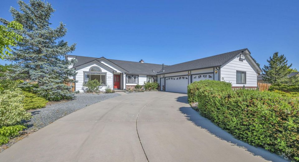 2712 Wildhorse Lane, Minden, NV 89423 Photo