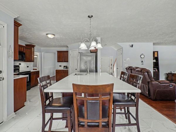 107 Seven Springs Dr , Mount Juliet, TN 37122