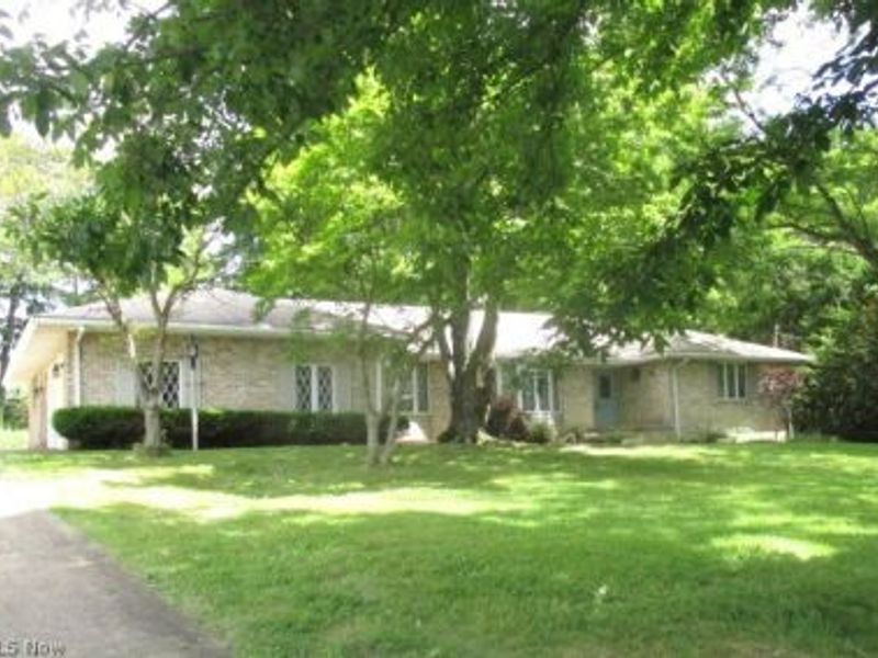 3916 Fairway Drive, Canfield, OH 44406 Photo 2