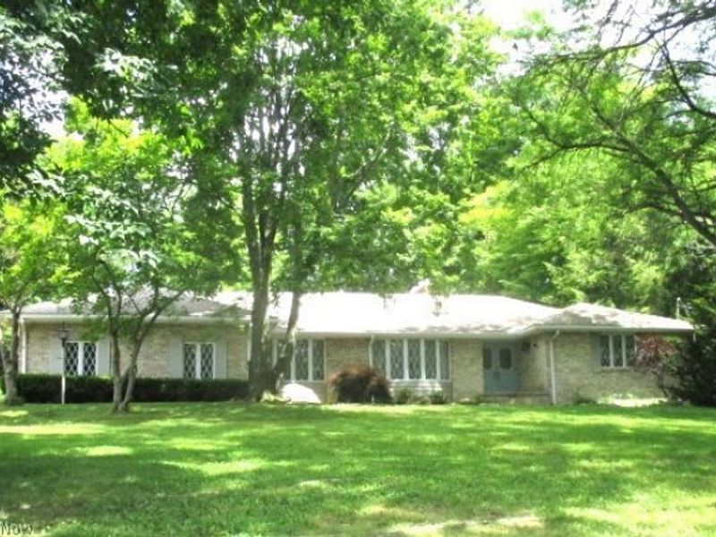 3916 Fairway Drive, Canfield, OH 44406 Photo 3