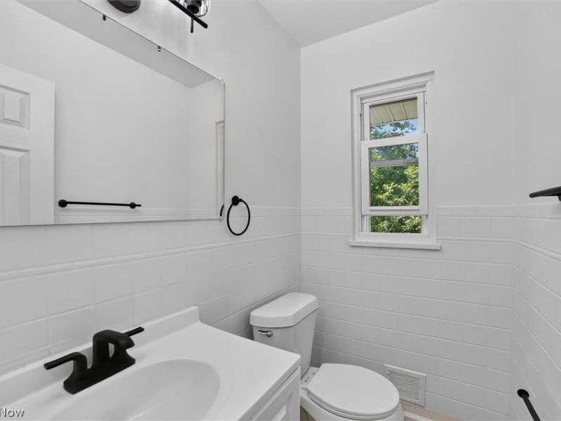 7819 Ridge Road, Parma, OH 44129 Photo 36