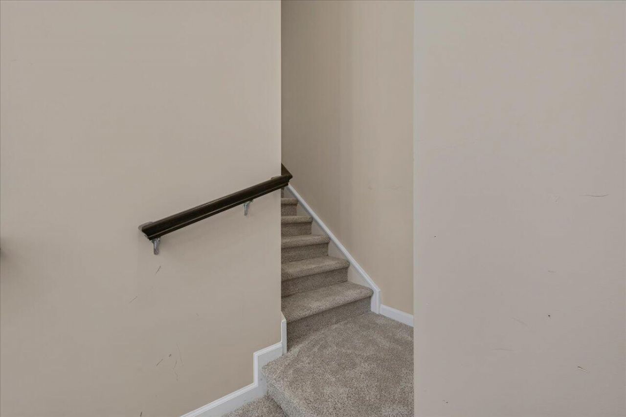 6012 Snead Lane Photo 22