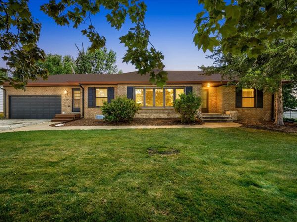 1244 29th Street NE, Cedar Rapids, IA 52402
