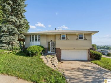 7804 Seymour Street, Ralston, NE 68127