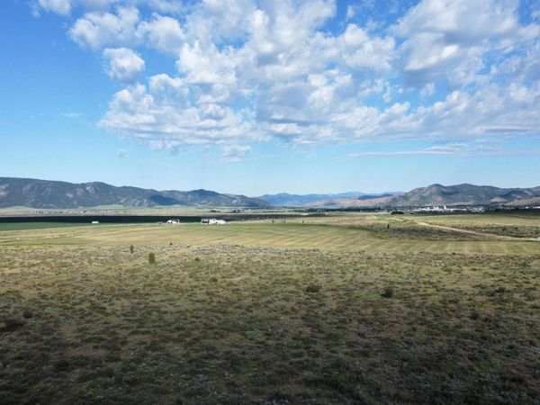 B1 L22 Lakey Loop, Soda Springs, ID 83276