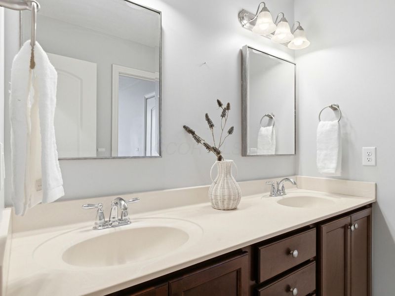 5653 Niagara Reserve Drive, Westerville, OH 43081 Photo 26