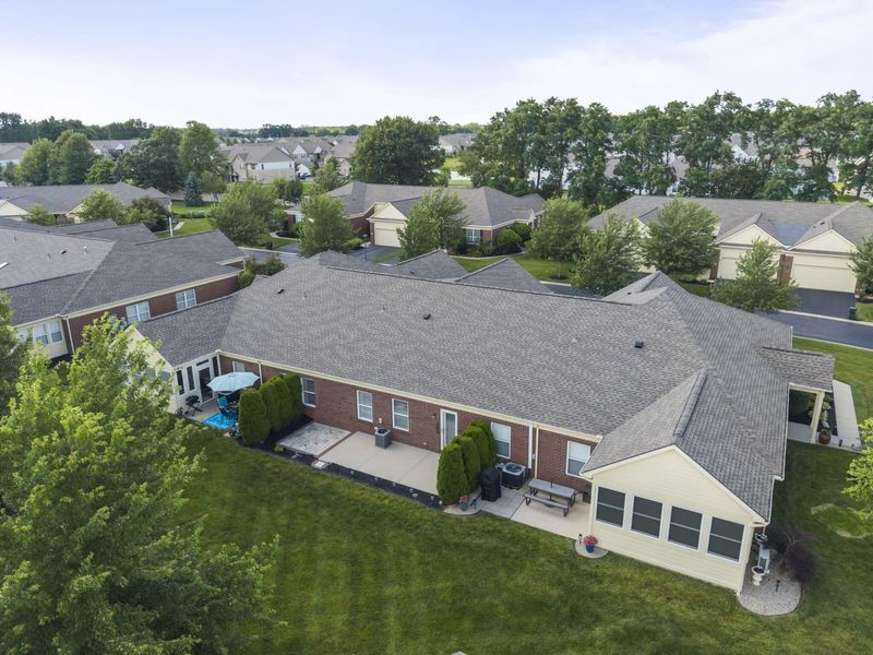 5771 Burke Circle, Unit 1202, New Albany, OH 43054 Photo 4