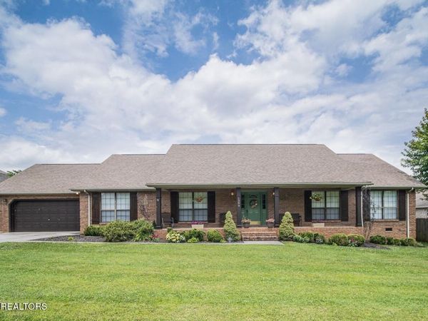 1306 Raulston Rd, Maryville, TN 37803