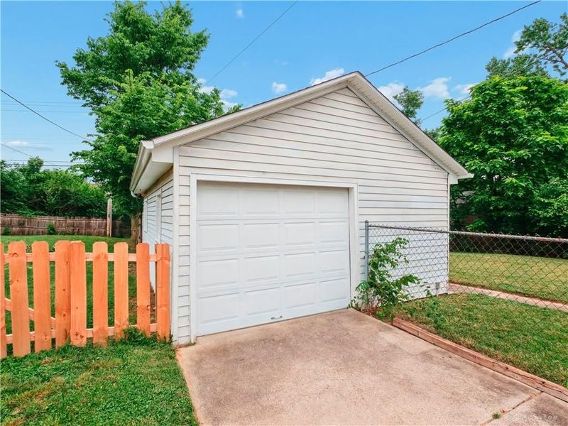 1815 Fieldstone Drive, Dayton, OH 45414 Photo 21