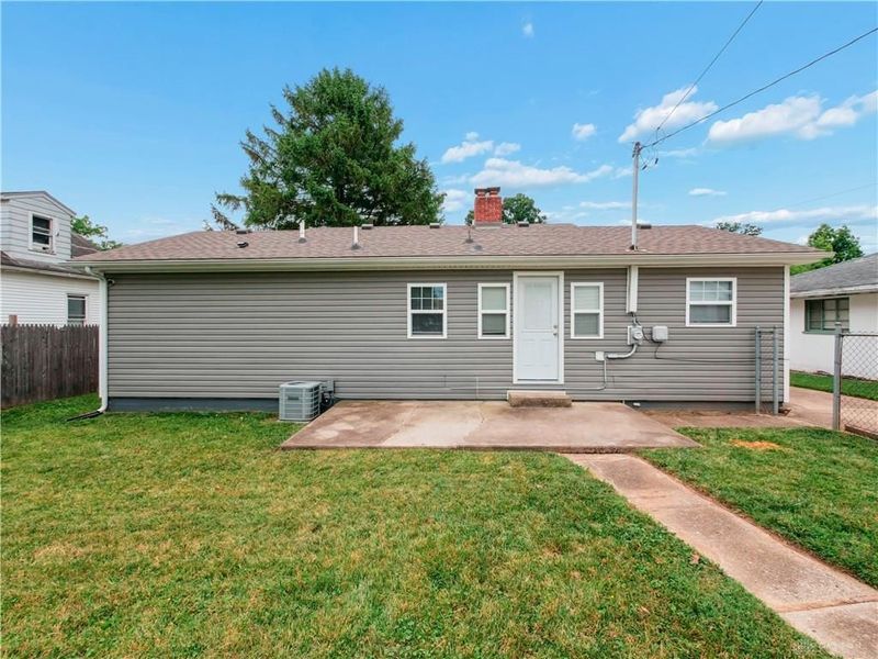 1815 Fieldstone Drive, Dayton, OH 45414 Photo 23