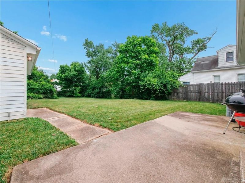 1815 Fieldstone Drive, Dayton, OH 45414 Photo 24