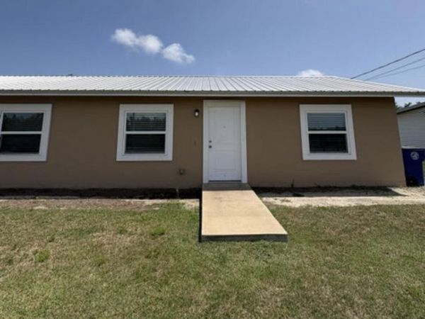 810 E 25th Street , Panama City, FL 32405
